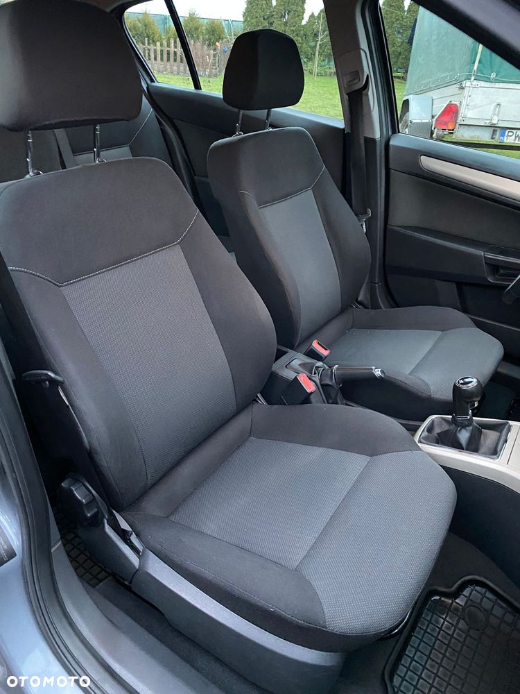 Opel Astra - 10