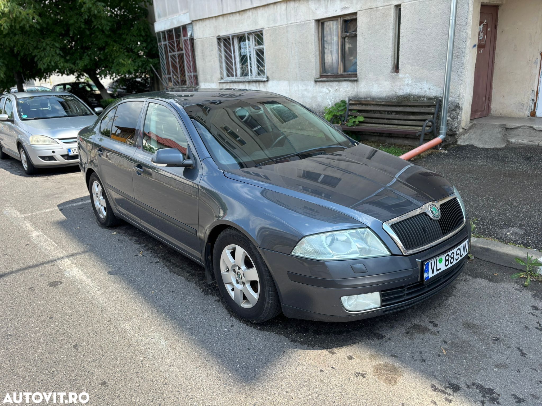 Skoda Octavia 1.9TDI Trend DSG - 1