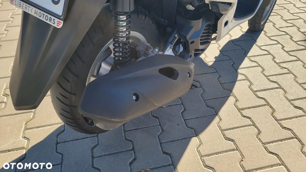 Yamaha Tricity - 15