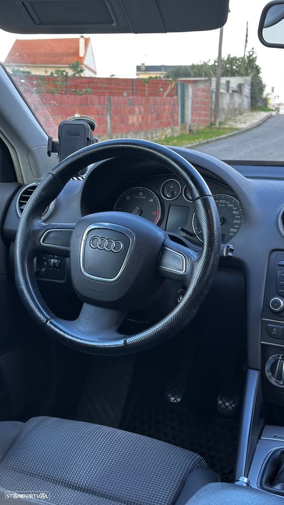 Audi A3 Sportback 1.6 TDI Attraction - 19