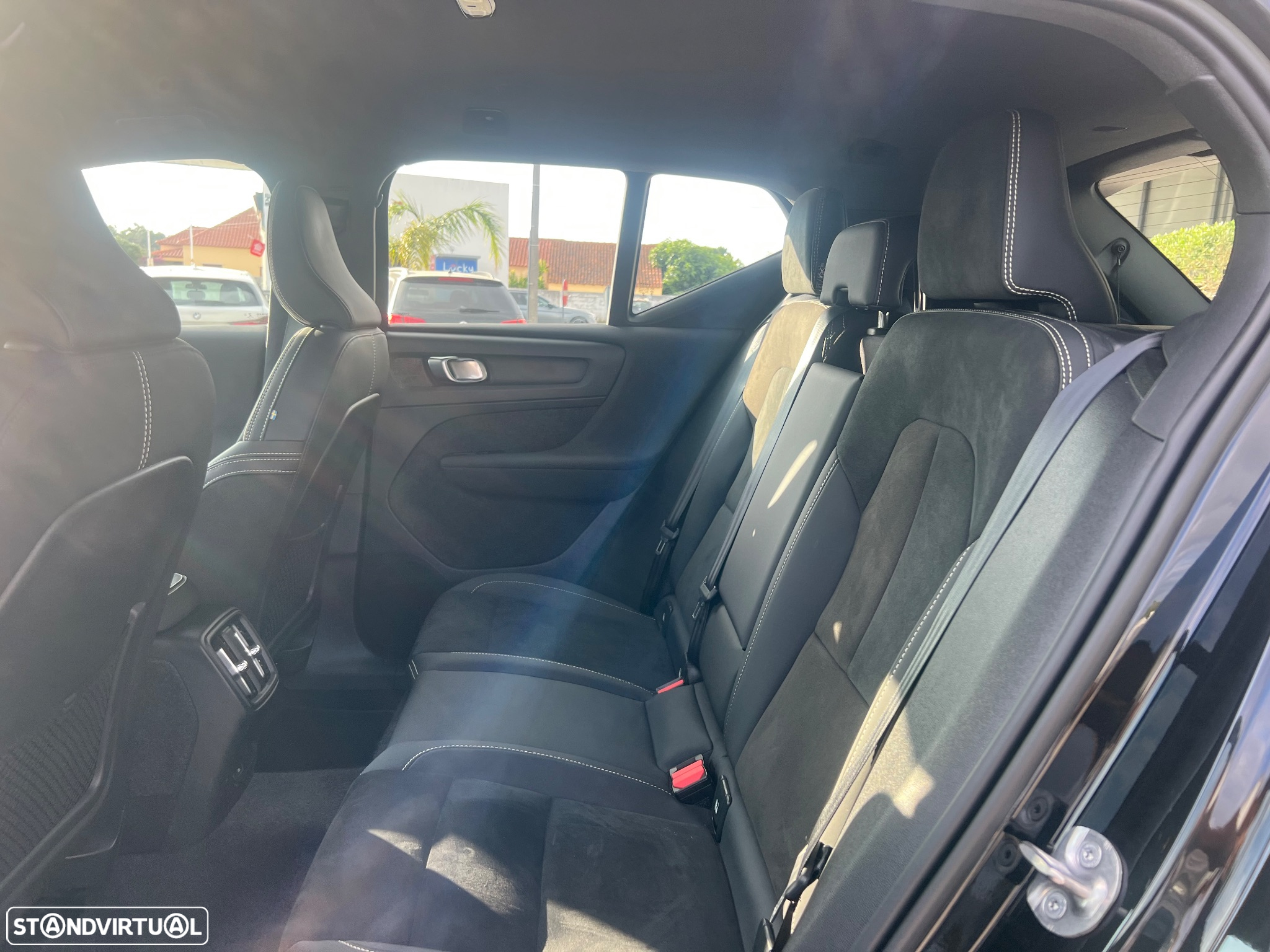 Volvo XC 40 Recharge 69 kWh Single Motor RWD Plus - 14