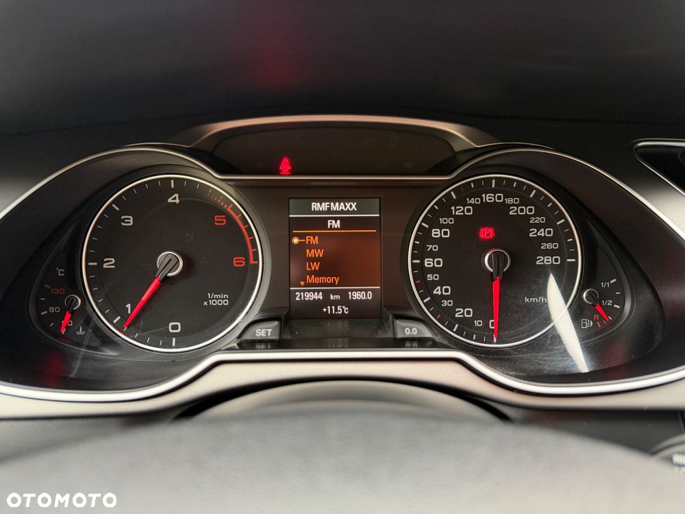 Audi A4 Limousine 2.0 TDI DPF Ambiente - 21