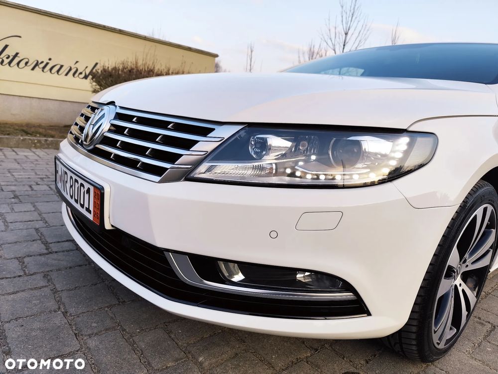 Volkswagen CC 2.0 TDI 4Motion BlueMotion Technology - 24