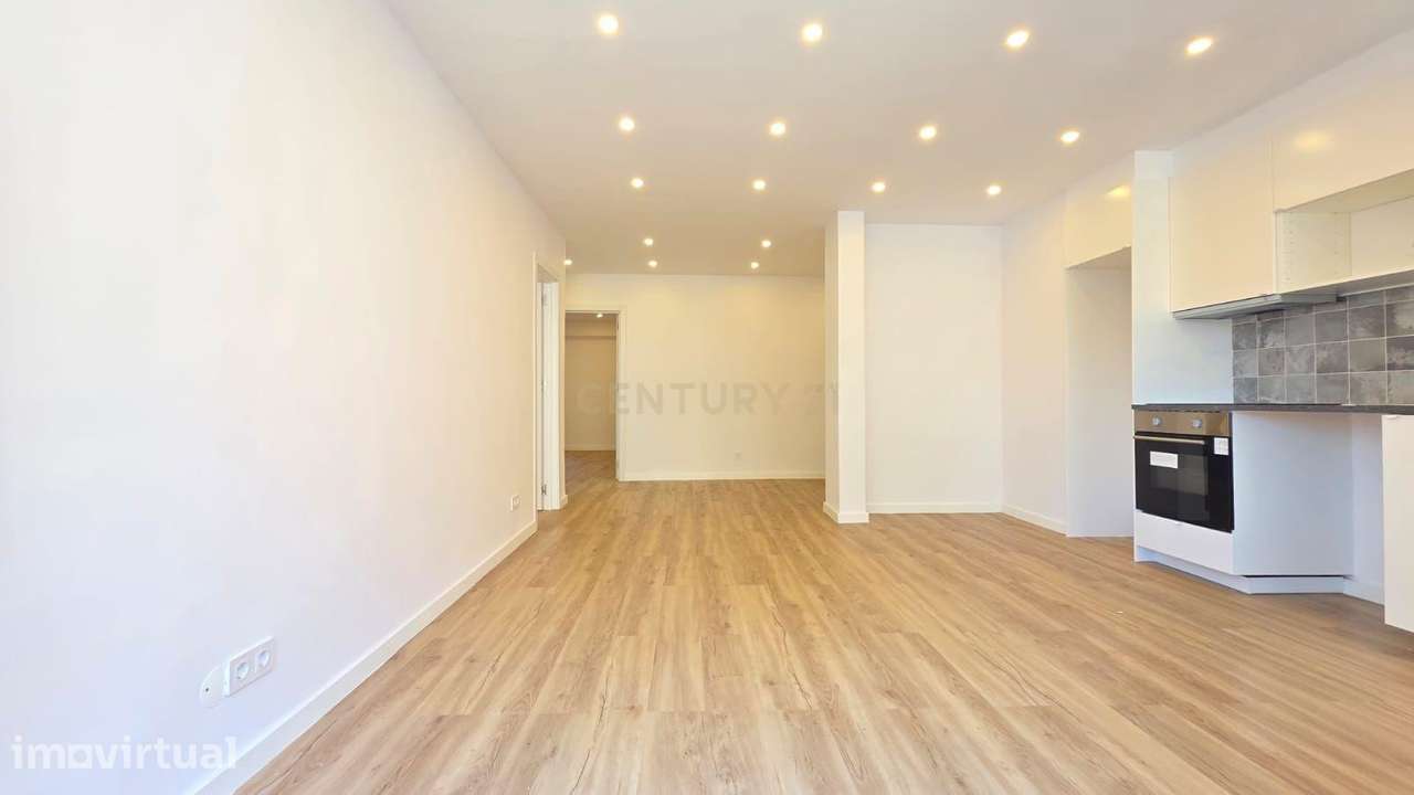 T2 totalmente remodelado | 66 m² | Encosta do Sol | 1.º andar - Grande imagem: 4/15