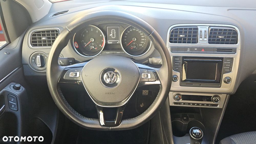 Volkswagen Polo 1.2 TSI Highline - 16
