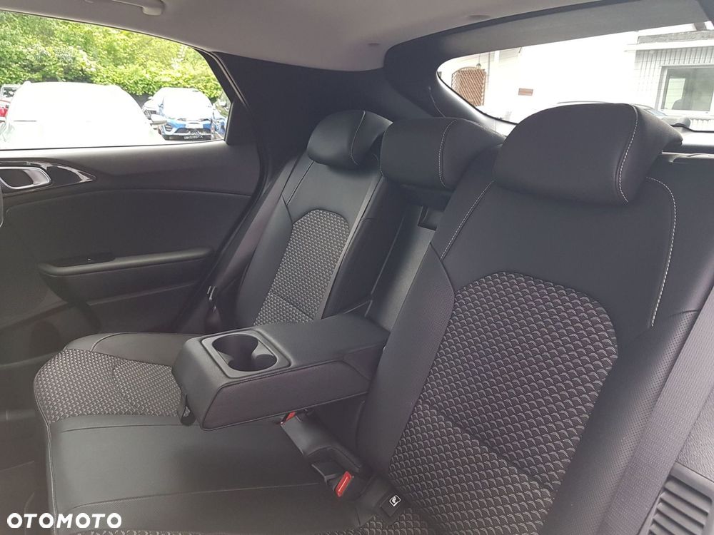 Kia XCeed 1.6 GDI PHEV Business Line DCT - 17