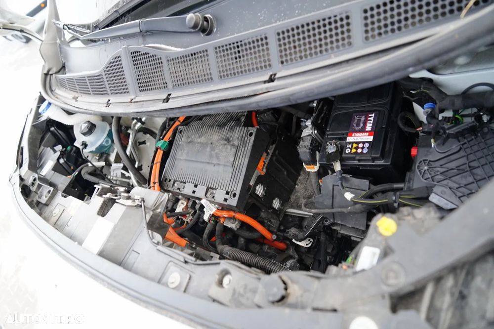 Citroën E-JUMPY XL / TABLĂ / Furgonetă / AUTOMATĂ / ELECTRICĂ / IMPORTATĂ / 2022 - 37