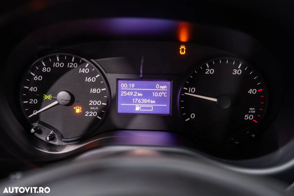 Mercedes-Benz Vito 110 CDI Extralang Mixto - 13