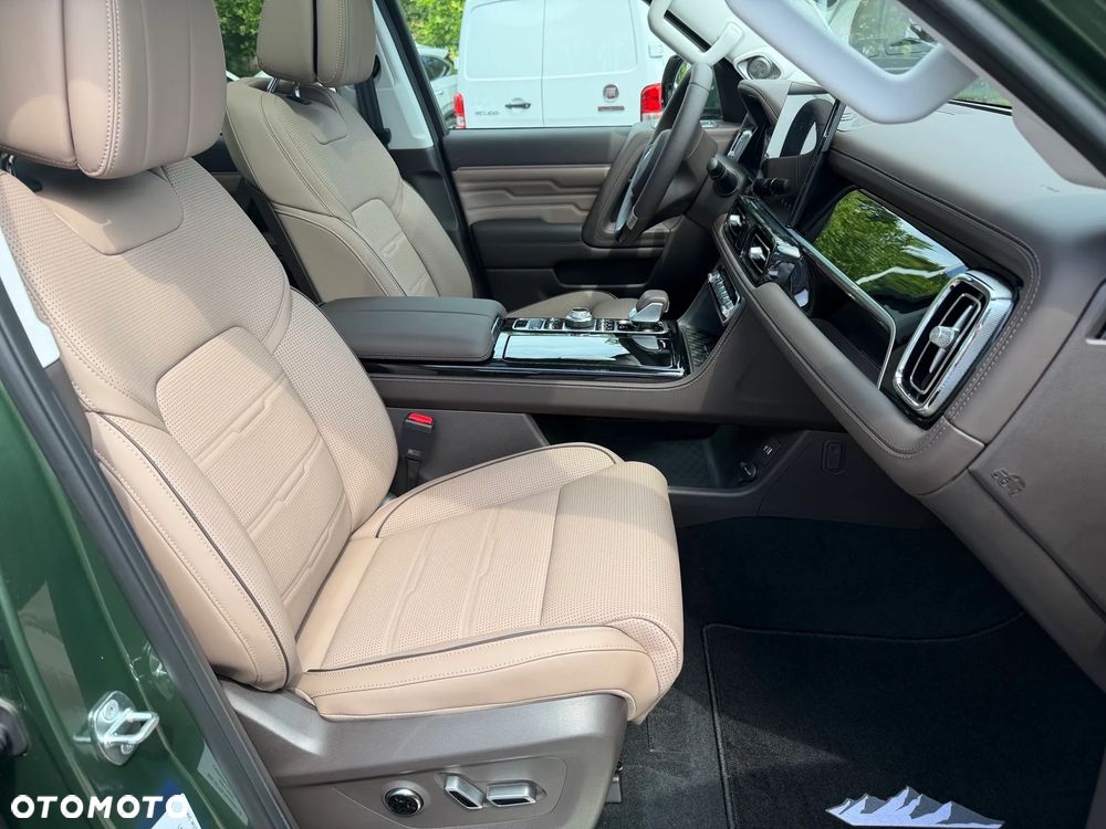 BAIC BJ60 2.0 mHEV Flagship 4x4 - 12