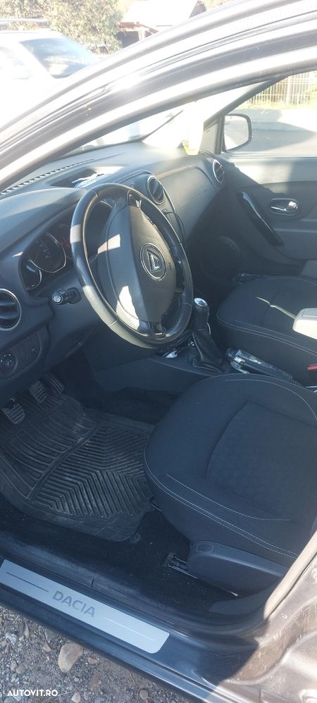 Dacia Sandero - 2