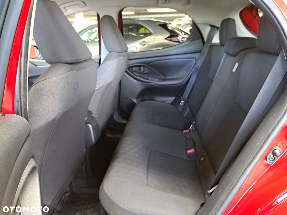 Toyota Yaris Hybrid 1.5 Style - 13