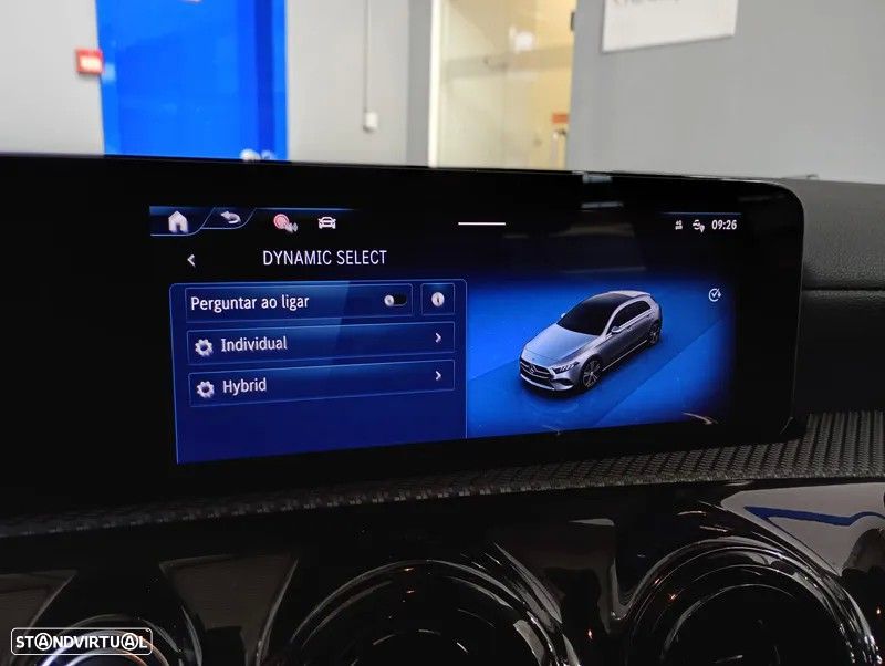 Mercedes-Benz A 250 e - 38