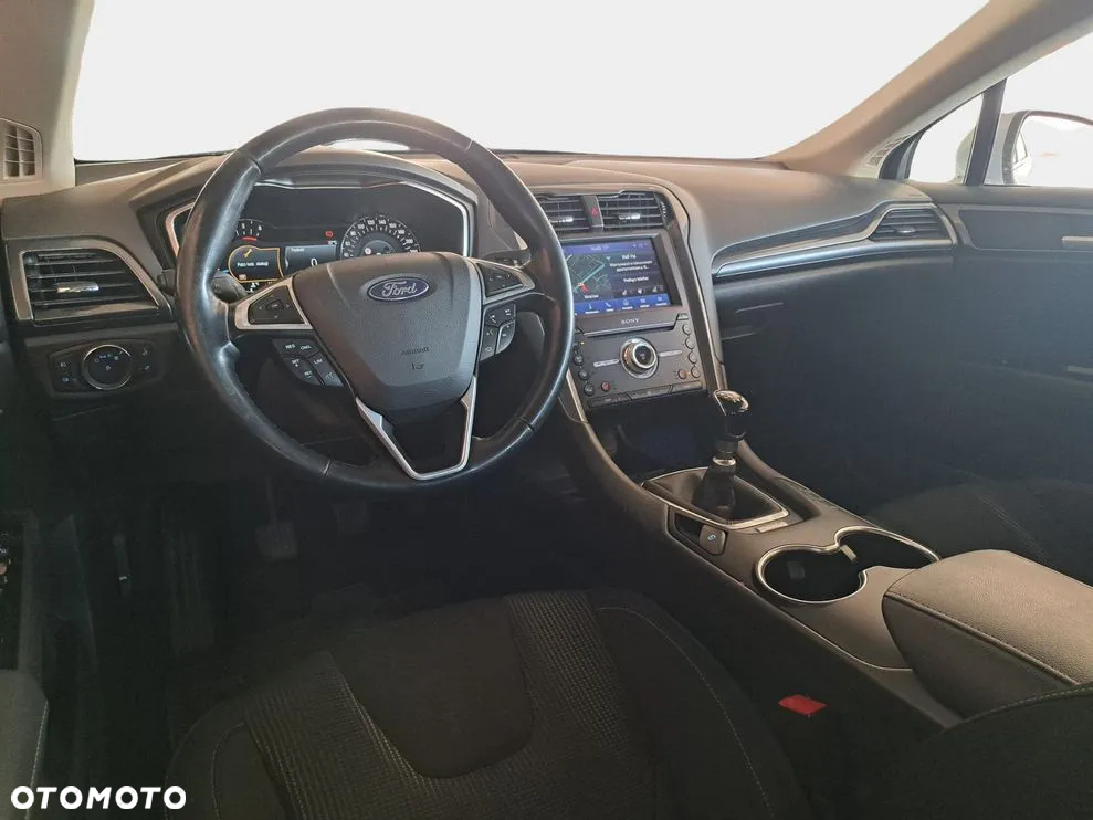 Ford Mondeo 2.0 EcoBlue Titanium - 20