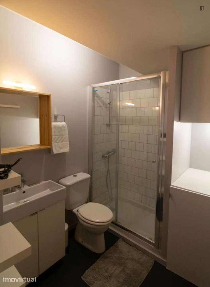 Quarto - localizado em Massarelos Porto - Grande imagem: 5/8
