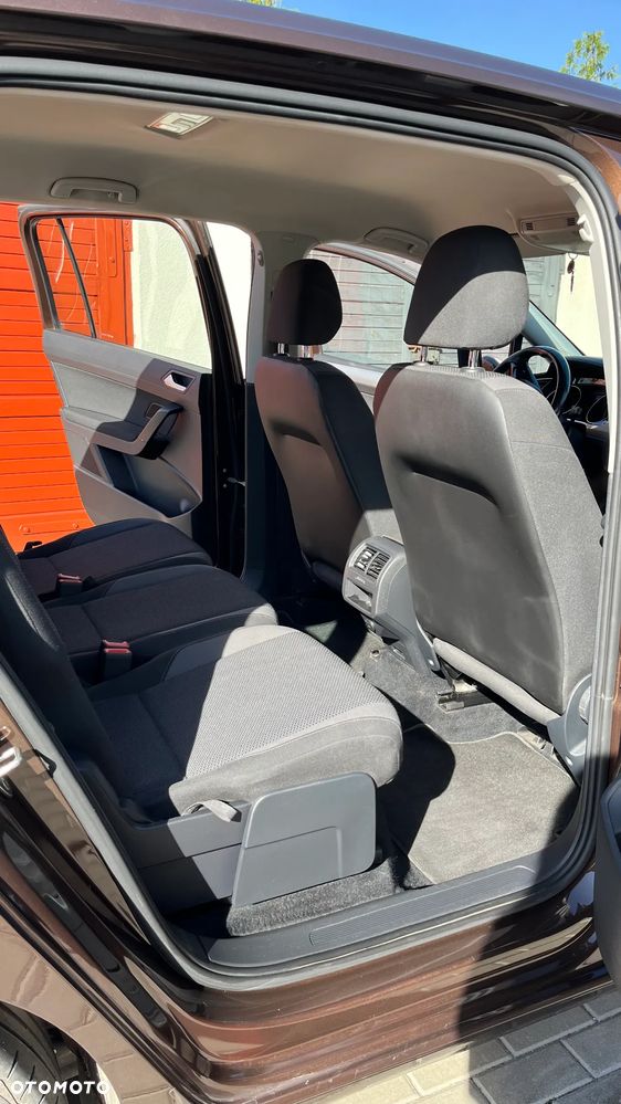 Volkswagen Touran - 5