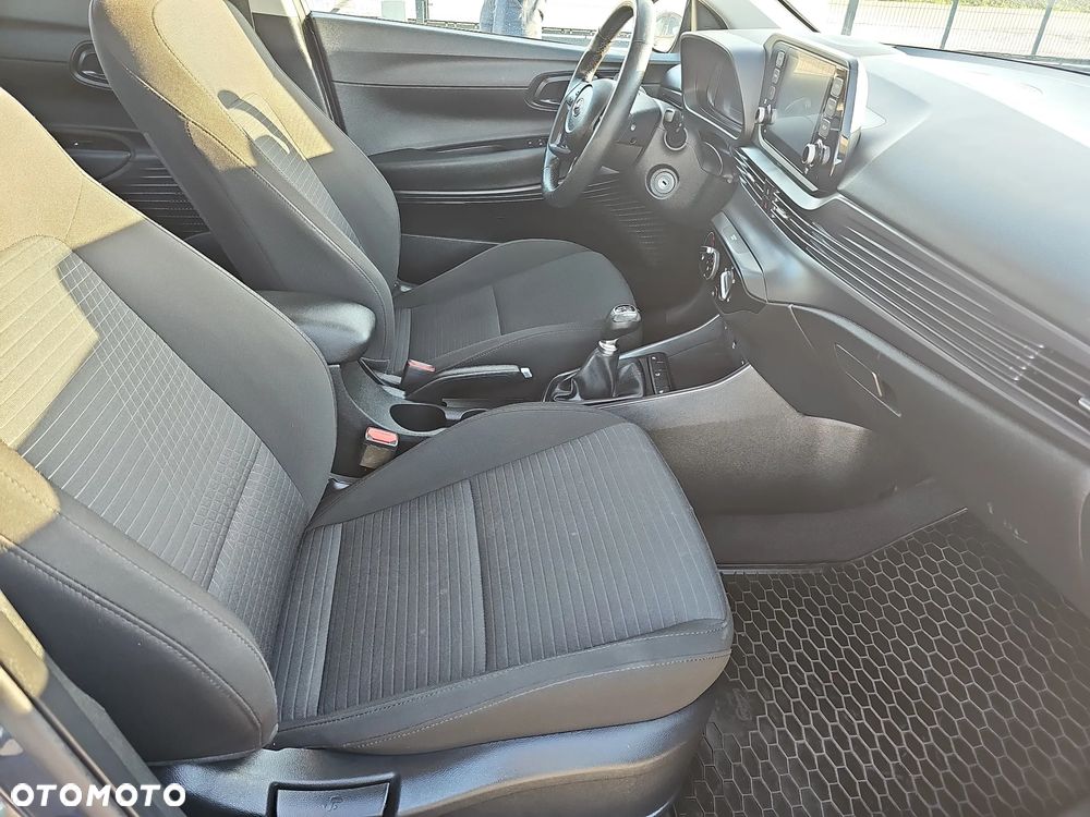 Hyundai i20 1.2 Modern - 20