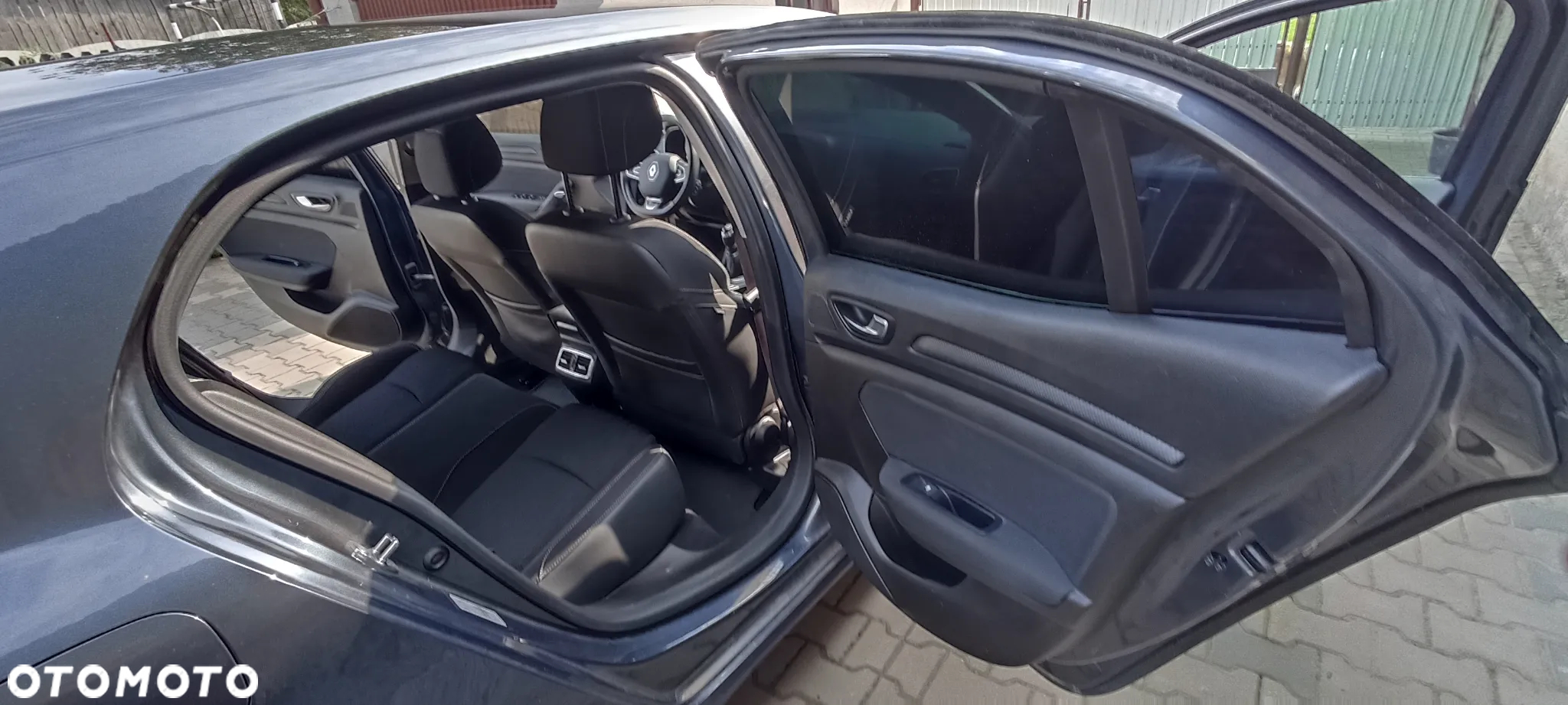 Renault Megane 1.3 TCe FAP Intens - 9