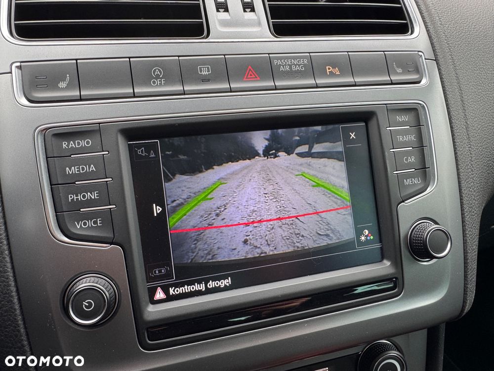 Volkswagen Polo 1.2 TSI Blue Motion Technology Allstar - 16