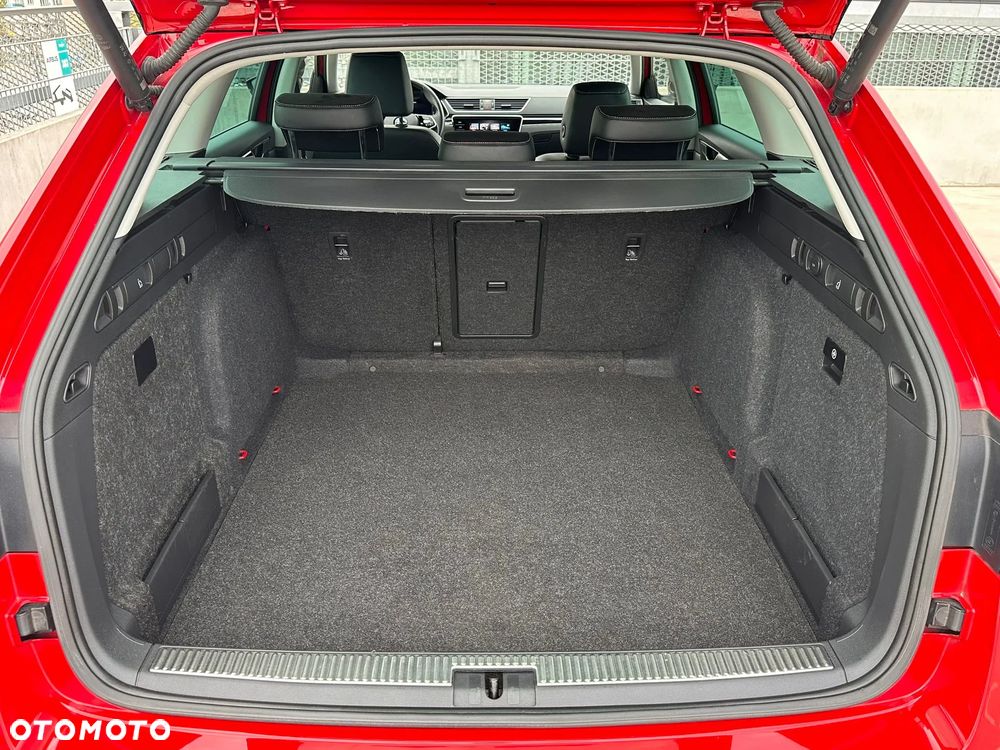 Skoda Superb 2.0 TDI SCR 4x4 L&K DSG - 37