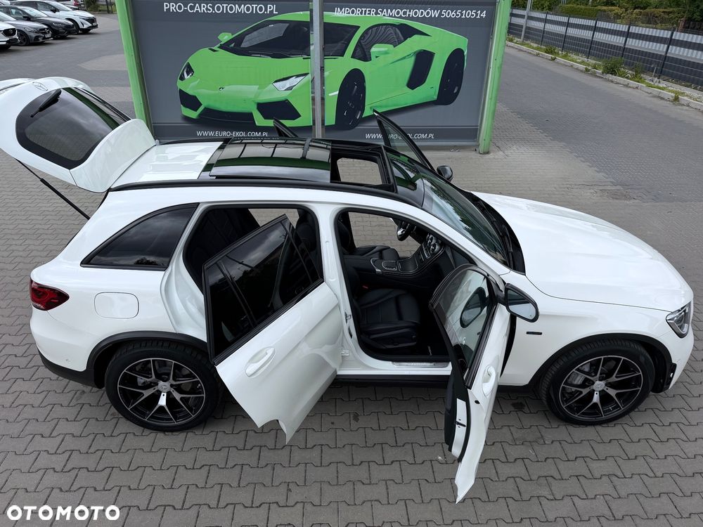 Mercedes-Benz GLC 300 de 4Matic 9G-TRONIC AMG Line - 23