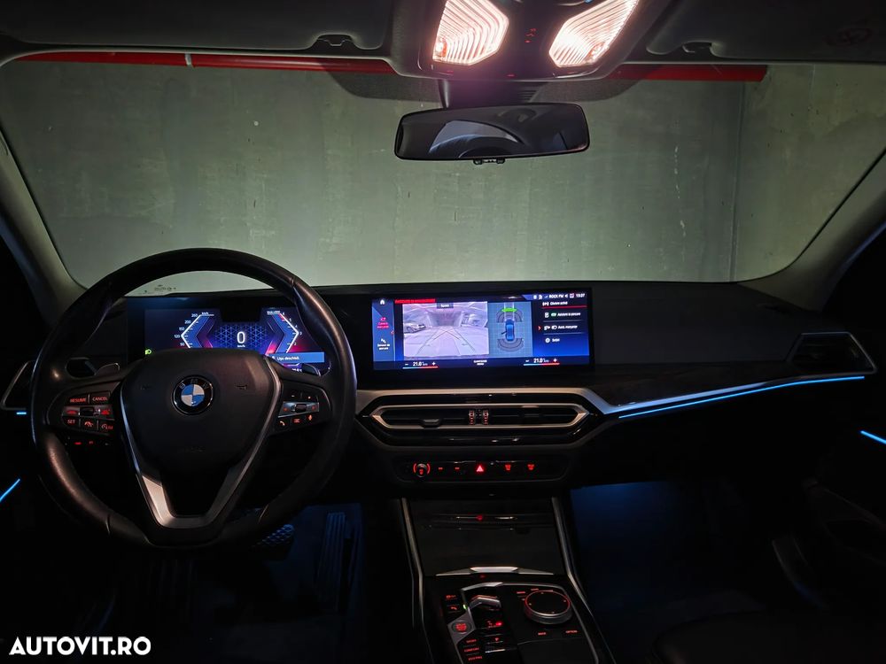 BMW Seria 3 320d xDrive AT MHEV - 32