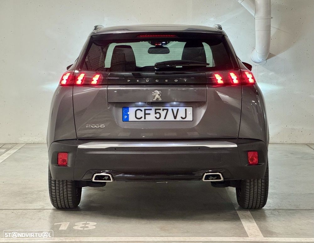 Peugeot 2008 1.2 PureTech Allure Pack EAT8 - 32
