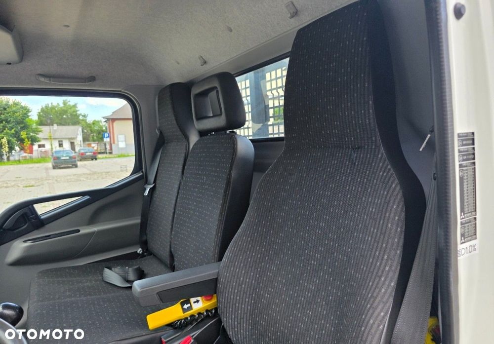 Mitsubishi Fuso Canter - 13