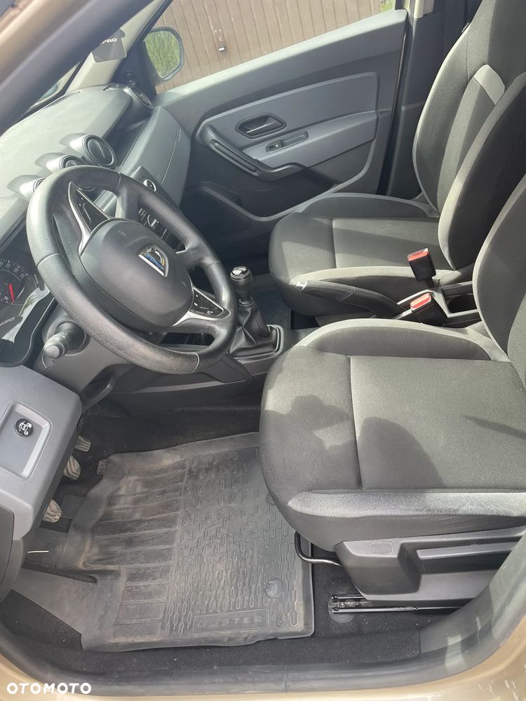 Dacia Duster 1.6 SCe Ambiance S&S - 11