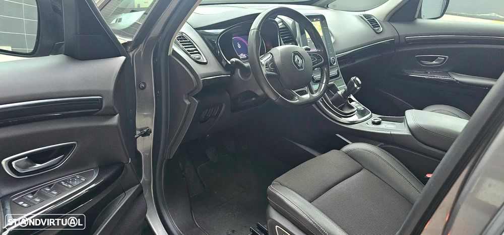 Renault Espace 1.6 dCi Zen - 12