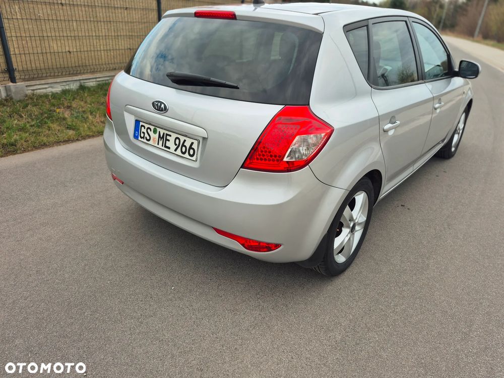 Kia Ceed 1.4 CVVT Vision - 6