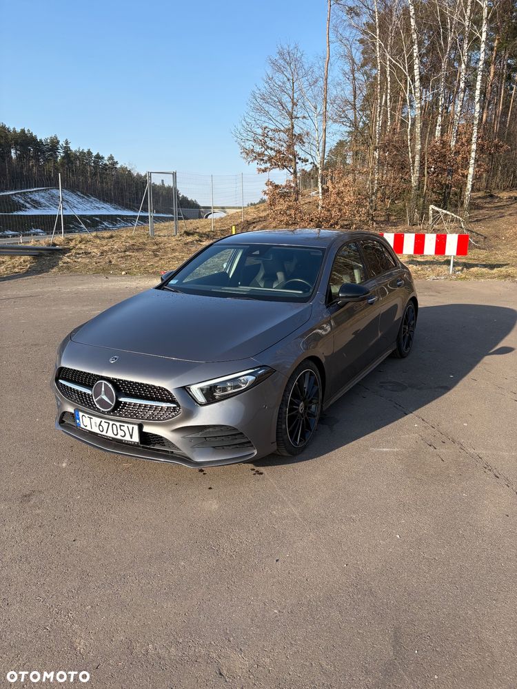 Mercedes-Benz Klasa A 220 4-Matic AMG Line 7G-DCT - 2