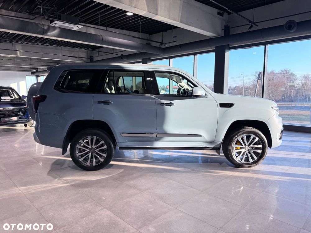 BAIC BJ60 mHEV Flagship 4x4 - 5