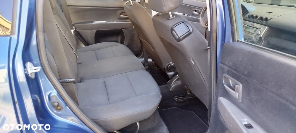 Mazda 2 - 9