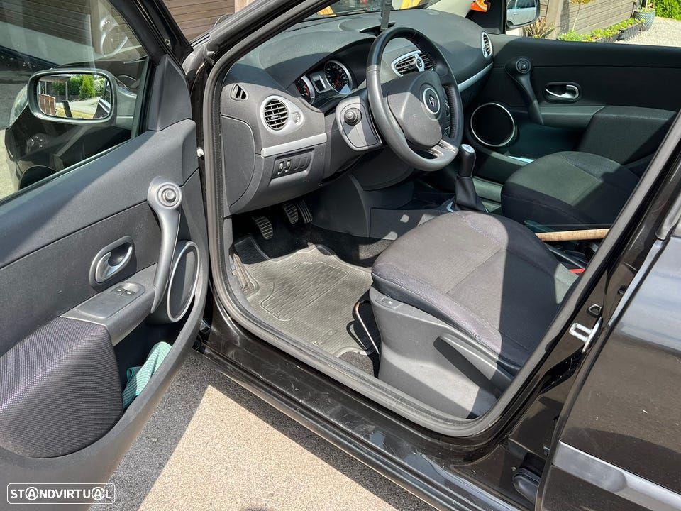 Renault Clio 1.5 dCi Dynamique - 3