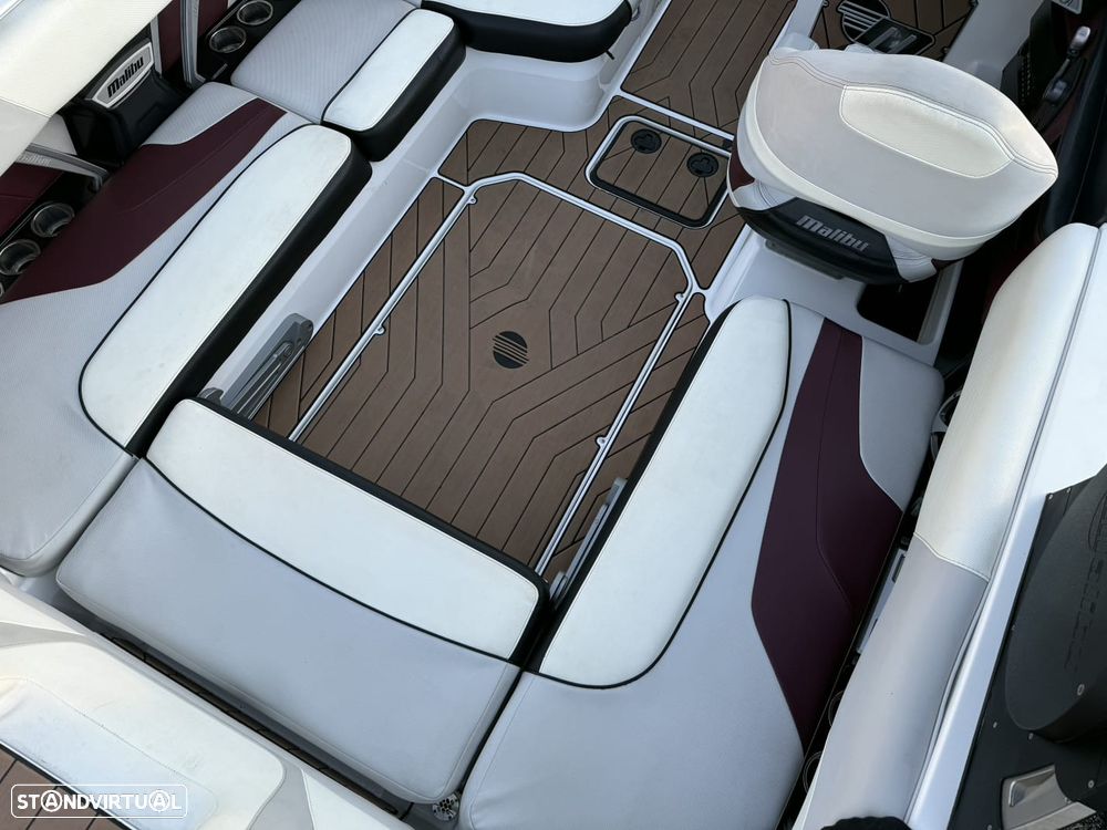 Malibu 22 MXZ - 11
