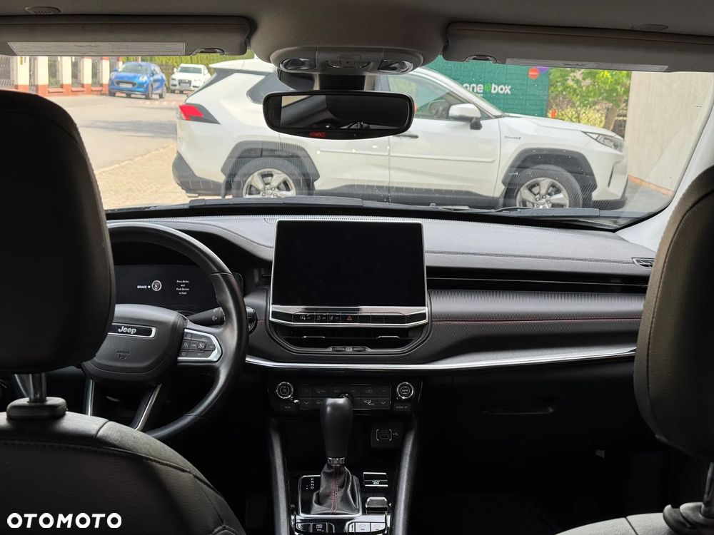 Jeep Compass - 11