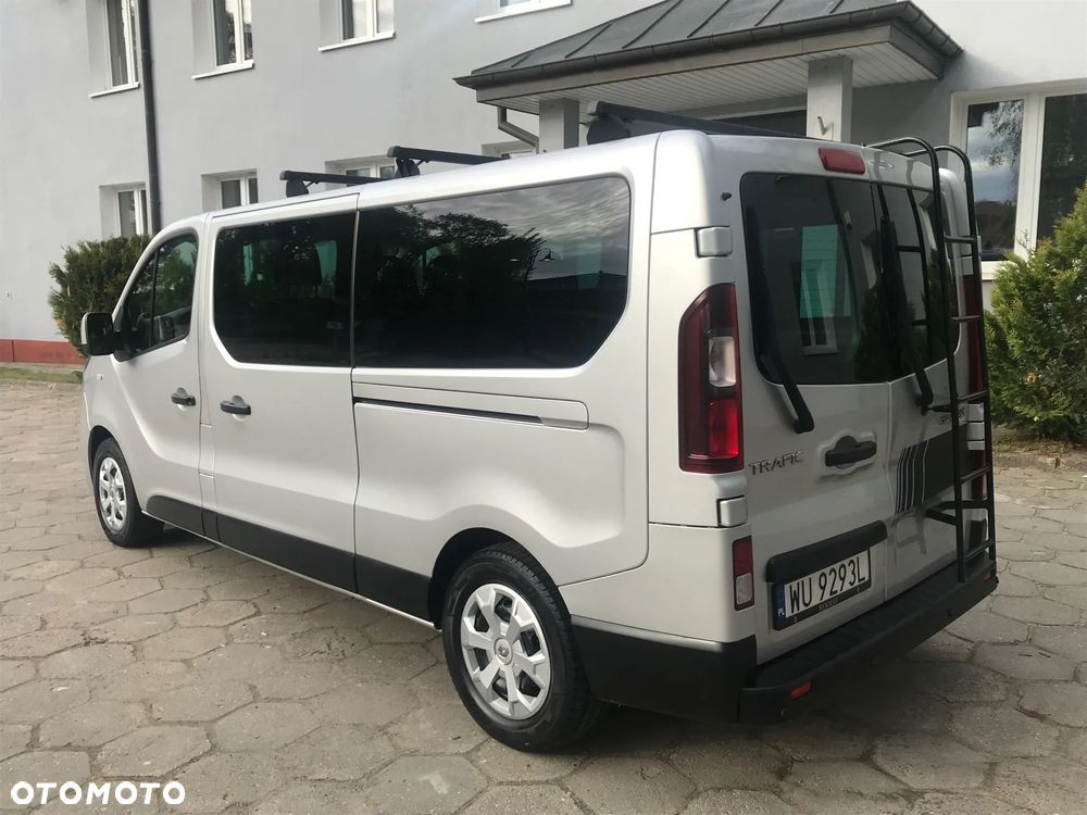 Renault Trafic Grand 1.6 dCi - 6