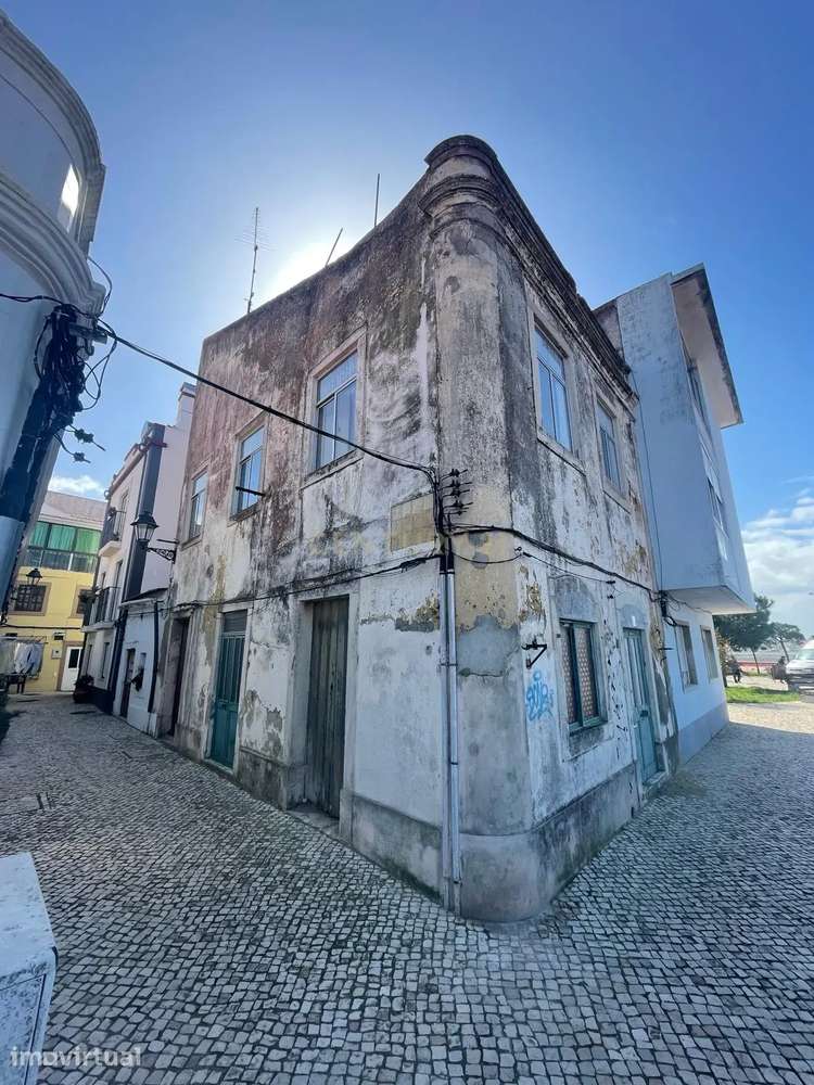 Prédio para Reconstrução total na 1ª linha da Seixal | Oportunidade Ú - Grande imagem: 4/15