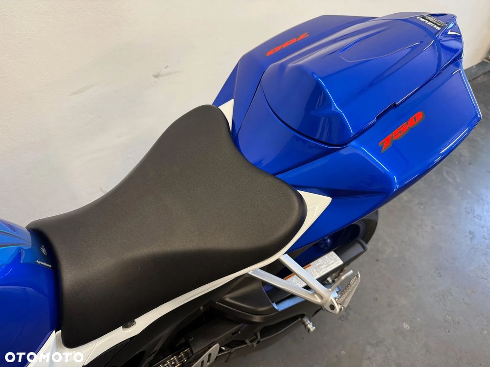 Suzuki GSX-R - 26