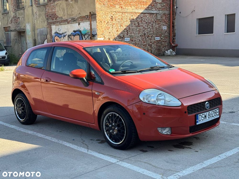 Fiat Grande Punto - 11