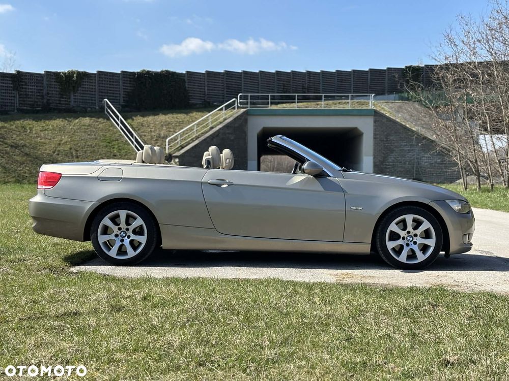 BMW Seria 3 325d DPF - 8