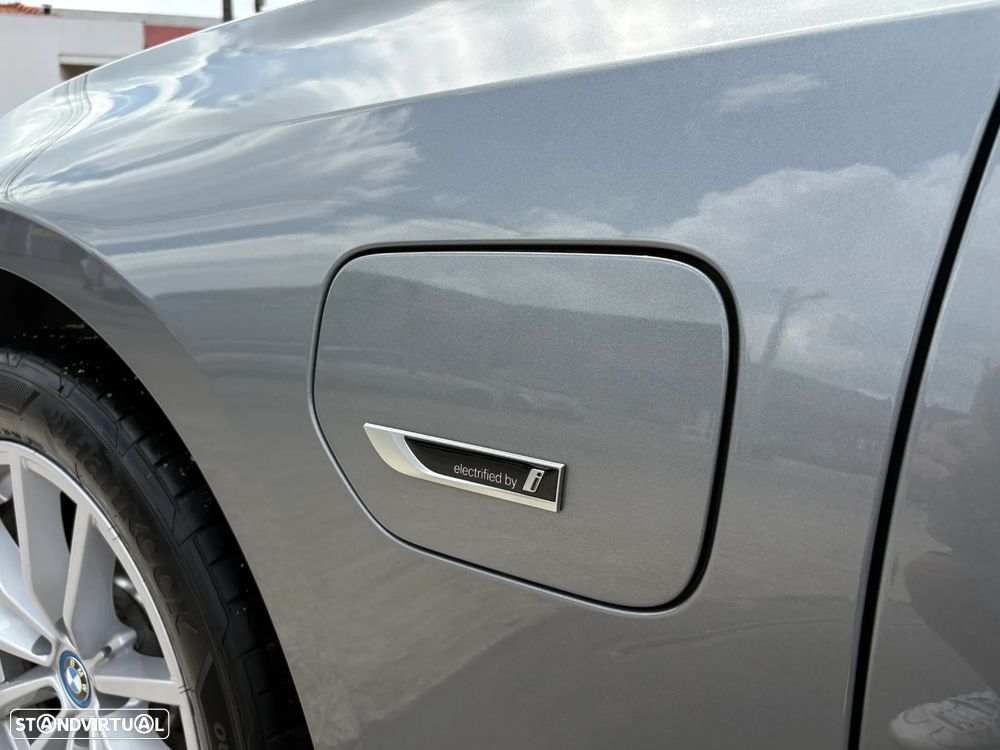 BMW 320 e Line Luxury Auto - 9