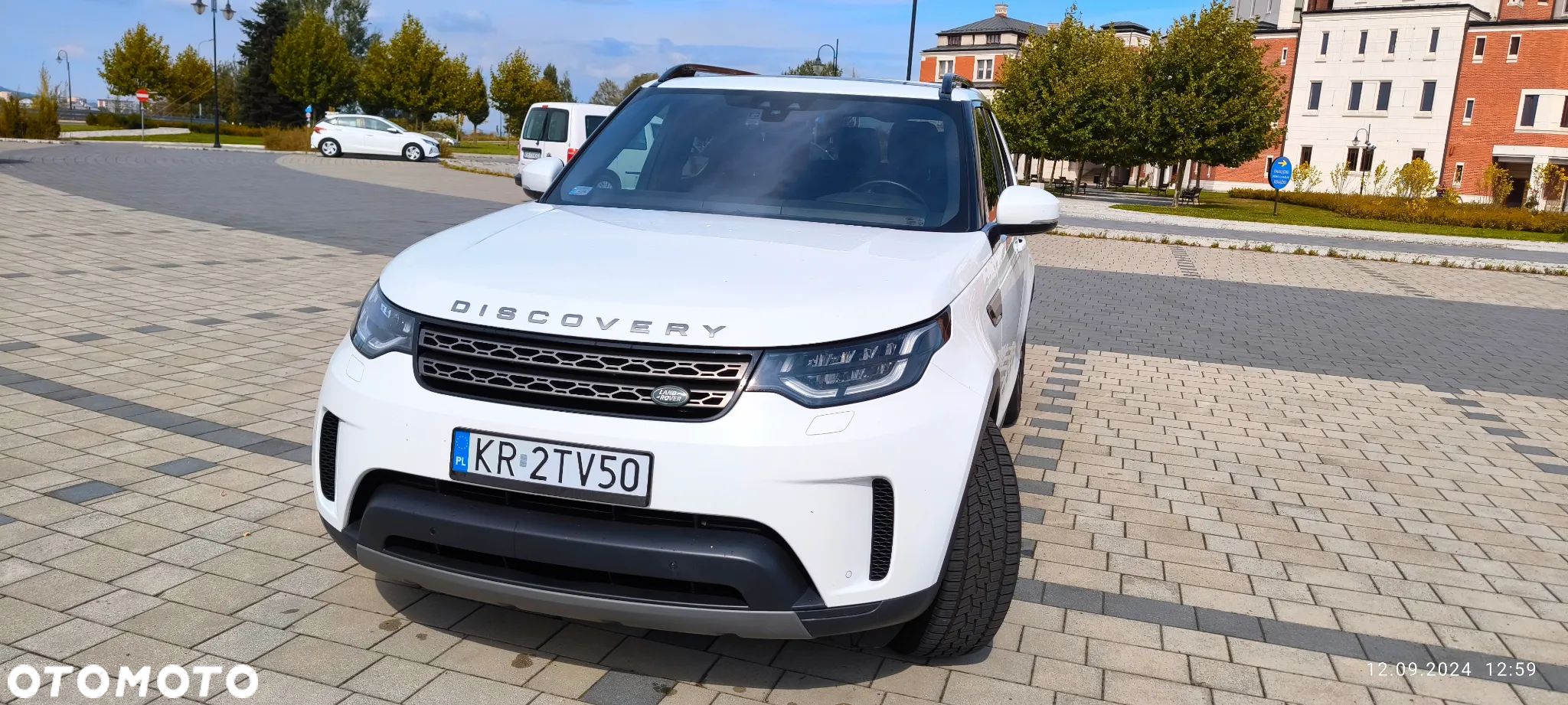 Land Rover Discovery V 3.0 Si6 SE - 1