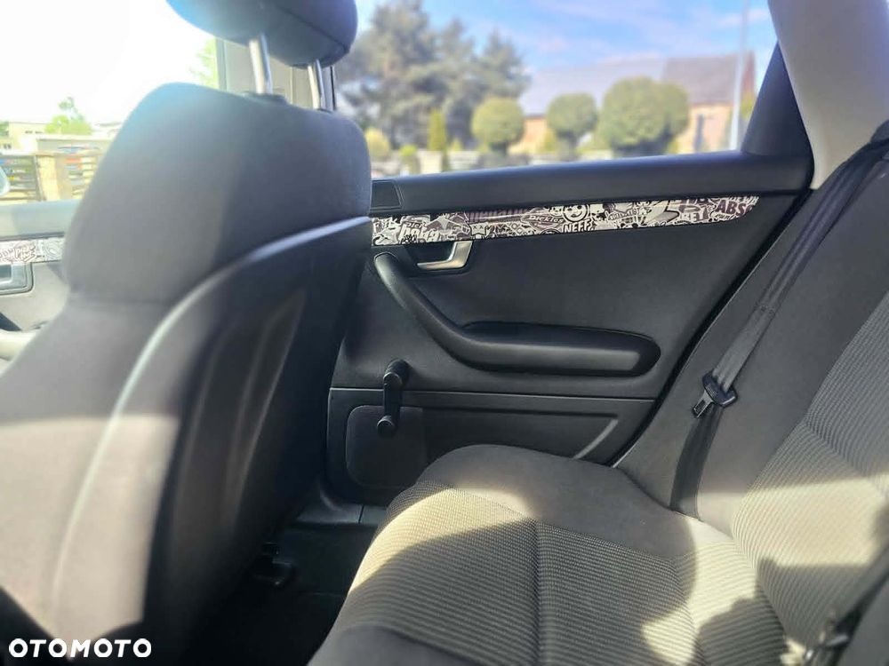 Audi A4 Avant 2.0 TDI Multitronic - 6