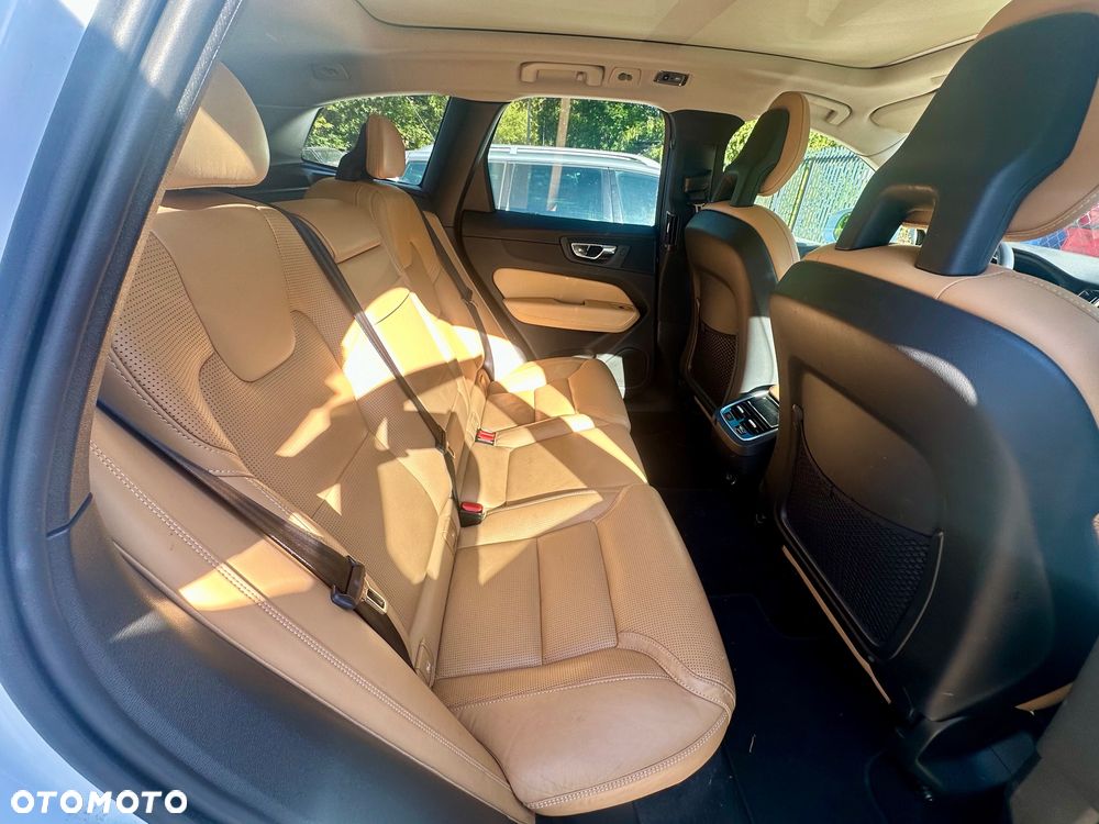 Volvo XC 60 T5 AWD Inscription - 13