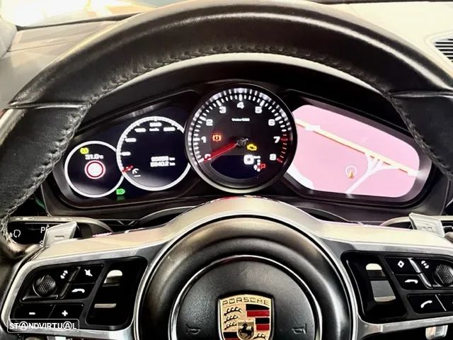 Porsche Cayenne Platinum Edition - 40