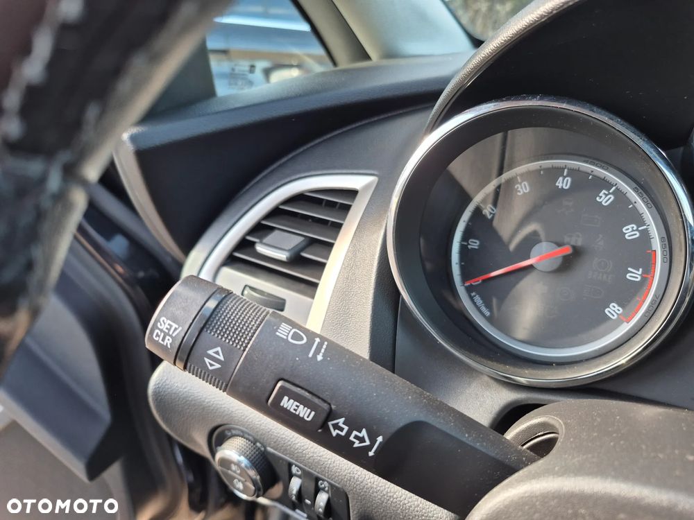 Opel Astra 1.4 T Cosmo - 9