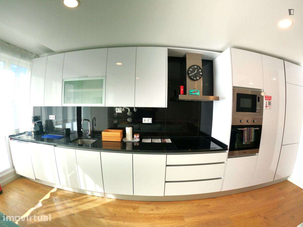 Apartamento com 3 quartos - localizado em Benfica Lisbon - Grande imagem: 3/26