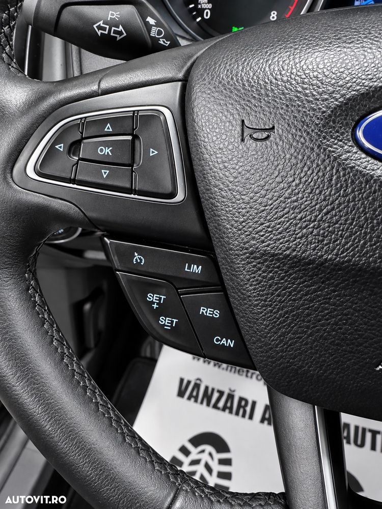 Ford Focus - 11