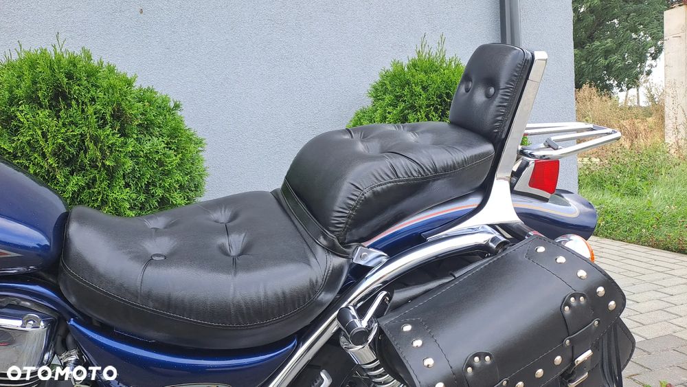 Suzuki Intruder - 33